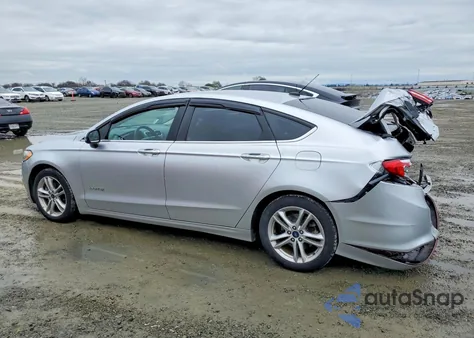 2018 Ford Fusion Se Hybrid z USA, uszkodzony, nr VIN 3FA6P0LU5JR235036